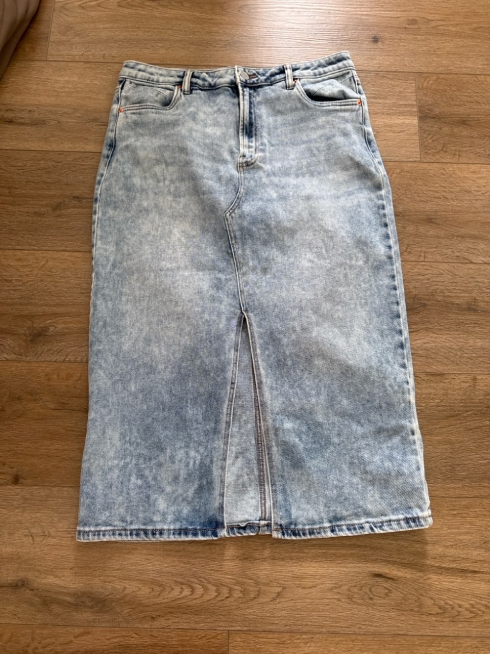 Reitmans Light Blue Denim Midi Skirt with Front Slit - Picture 2 of 6
